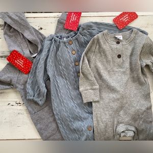 Reserved- bundle of 3 NWT 3-6 months outfits